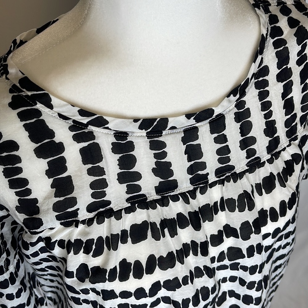 Loft Lightweight Blouse Geometric Pattern Sz S - image 2